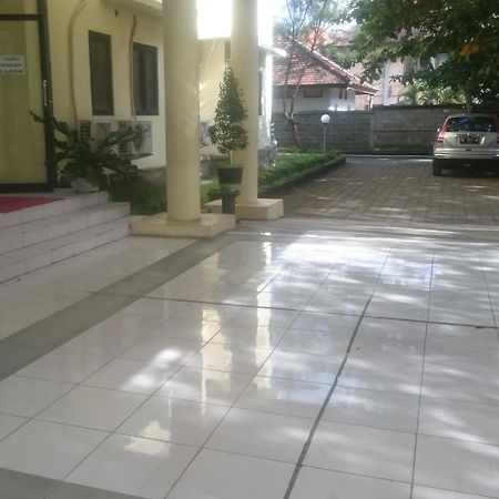 Edutel Undiksha Hotel Singaraja  Exterior photo